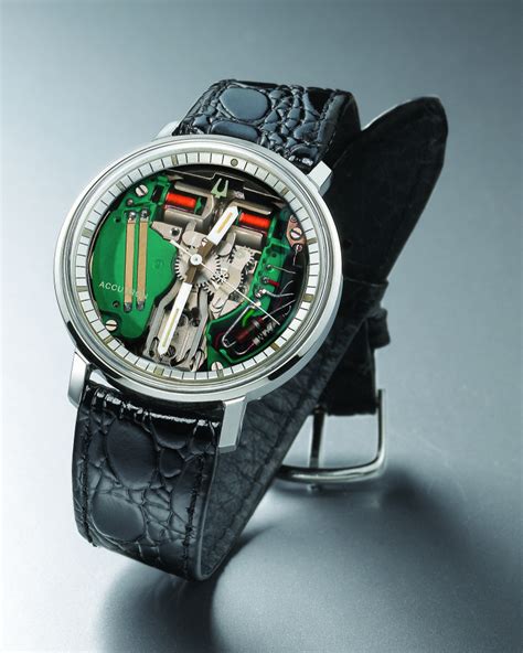 Stimmgabeluhren – IWC Electronic, Bulova Accutron & Co.